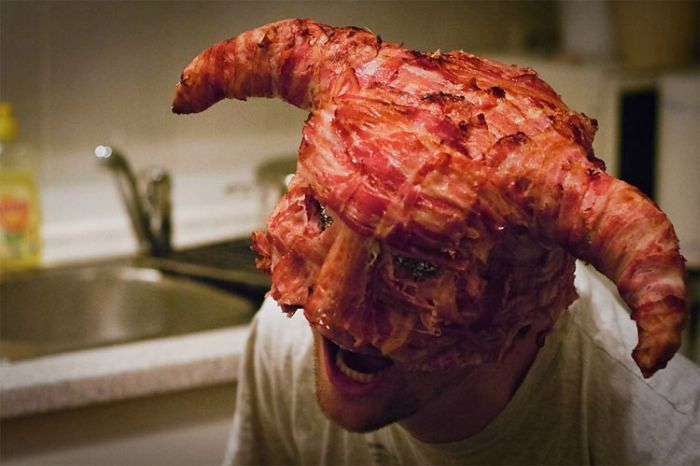 The Brand New And Unique SKYRIM Mask!!!